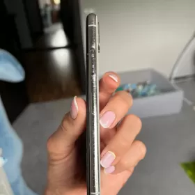 IPhone X 256 GB biały etui gratis
