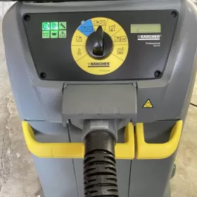 ODKURZACZ PAROWY KARCHER SGV 8/5
