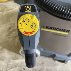 ODKURZACZ PAROWY KARCHER SGV 8/5