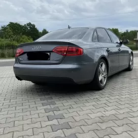 Audi A4 2.0 TFSI Multitronic 2011  204 900 km  Benzyna  Sedan