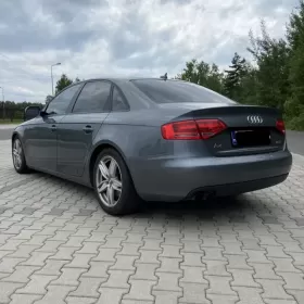 Audi A4 2.0 TFSI Multitronic 2011  204 900 km  Benzyna  Sedan