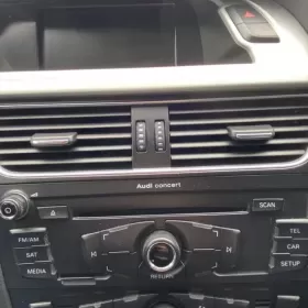 Audi A4 2.0 TFSI Multitronic 2011  204 900 km  Benzyna  Sedan