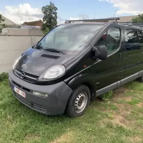 Opel Vivaro Long