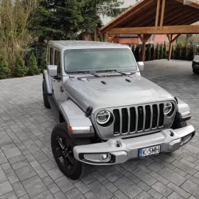 Jeep Wrangler Unlimited Sahara Altitude 3.6 V6 Torque 2021