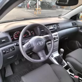 Toyota Corolla 1.6 110KM Klimatyzacja Szyberdach Stan Bdb
