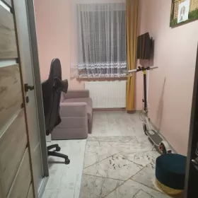Mieszkanie 50 m² Parter 3 Pokoje + garaż