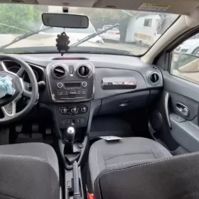 Renault Megane 1.5dci uszkodzona poduszki cale pali jezdzi rok 2016