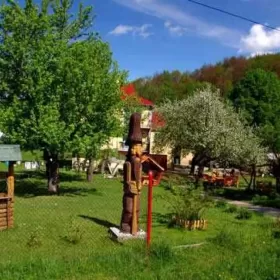 Domki, Nad Rzeką Solinką.Bukowiec, Bieszczady.