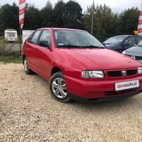 SEAT CORDOBA 1.6 //radio AUX USB//klima//ZAMIANA
