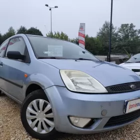 Ford Fiesta 1.3 benzyna // klimatyzacja // długie OC // zamiana