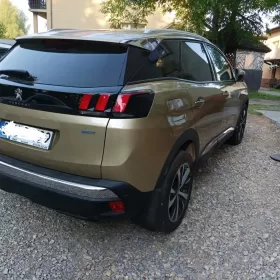 Peugeot 3008 Allure, kamera 360, Virtual Cocpit film benzyna
