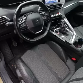 Peugeot 3008 Allure, kamera 360, Virtual Cocpit film benzyna
