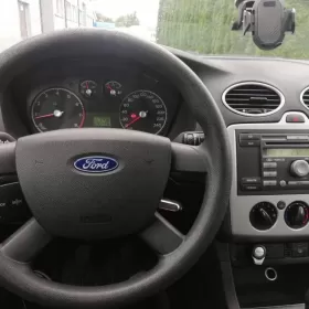Ford focus 1.6 benzyna 2006