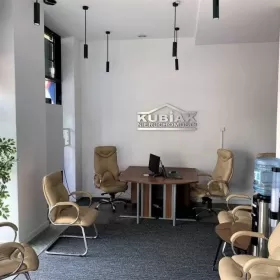 Lokal usługowy ul. Towarowa 35 + garaż podziemny