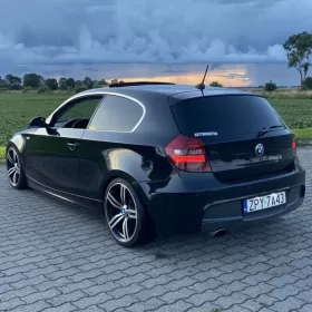 Bmw e81 123d 245km 440NM Manual!