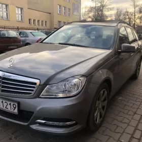 Mercedes C180 kombi 2012 rok 2.2