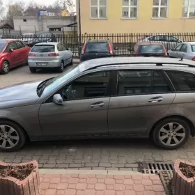 Mercedes C180 kombi 2012 rok 2.2