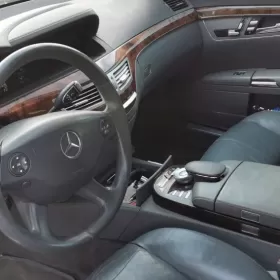 Mercedes w 221 AMG lift