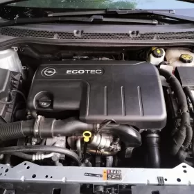 Piękny Opel Astra J