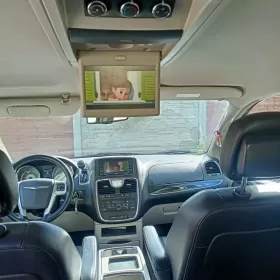 Chrysler town country 3.6 +GAZ