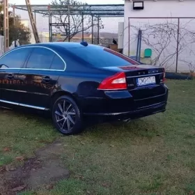 Volvo S80 T6 3.0 2012 rok 304 km AWD