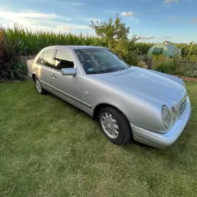 Mercedes E klasa, 2.5TD, W210