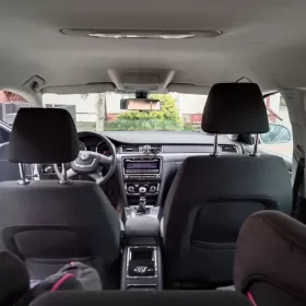 OKAZJA Skoda SuperB kombi srebrna 2013 r 2.0 TDI skrzynia manual 6