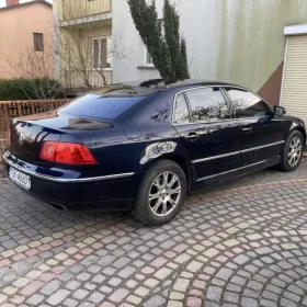 Volkswagen Phaeton 4.2