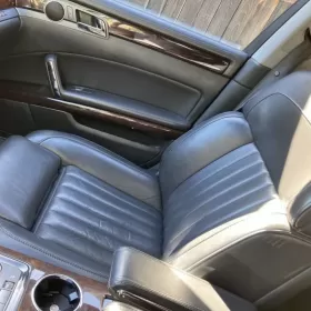 Volkswagen Phaeton 4.2