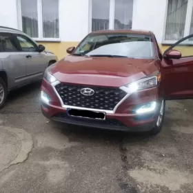 Hyundai Tuscon 4x4 2018 rok Super
