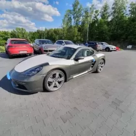 Porsche Cayman 718
