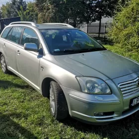 Toyota Avensis 2004 r. 2.0 D4D