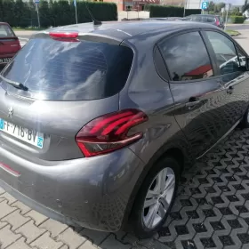Peugeot 208 po opłatach