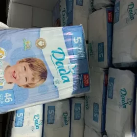 Pieluszki DADA 5 PAMPERS 46 szt. cena 18 zł