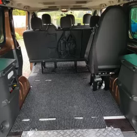 Opel Vivaro dla osób niepełnosprawnych, 35 100Km