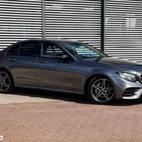 Mercedes-Benz Klasa E  169 900 PLN Do negocjacji  2019  178 889 km  Diesel  Sedan