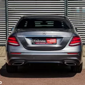 Mercedes-Benz Klasa E  169 900 PLN Do negocjacji  2019  178 889 km  Diesel  Sedan