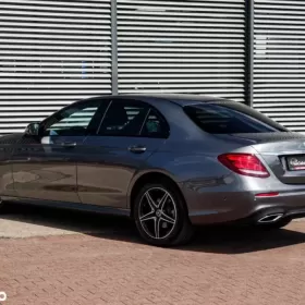 Mercedes-Benz Klasa E  169 900 PLN Do negocjacji  2019  178 889 km  Diesel  Sedan
