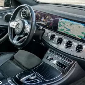 Mercedes-Benz Klasa E  169 900 PLN Do negocjacji  2019  178 889 km  Diesel  Sedan