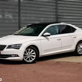 Skoda Superb 2.0TDI 150 Navi Alu Xenon Alu Kamery Blind Spot Tempomat M