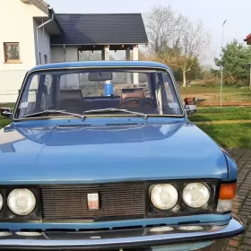 Polski Fiat 125p 1500 z 1982 r