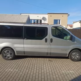 Renault Trafic Long 9 miejsc Hak Kamera cofania navi 2010 r FV 23%