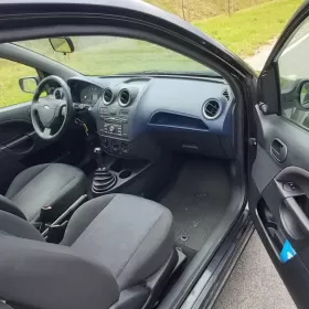 Ford Fiesta Ambiente 1,3B 60KM 2007r klimatyzacja  zarejestrowany