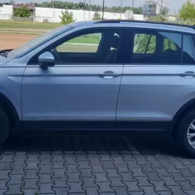 VW Tiguan  zakup.  II/2021 Gwarancja 5 lat  pak. przeglądów 4 lata