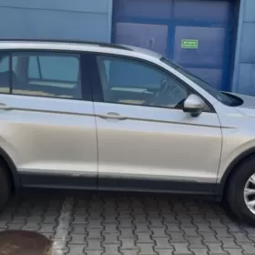VW Tiguan  zakup.  II/2021 Gwarancja 5 lat  pak. przeglądów 4 lata