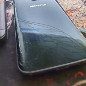 Samsung Galaxy s7  4/32gbOpis: Posiadam na sprzedaż Samsunga ga