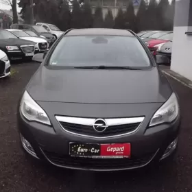 Opel Astra J (2009-2019)