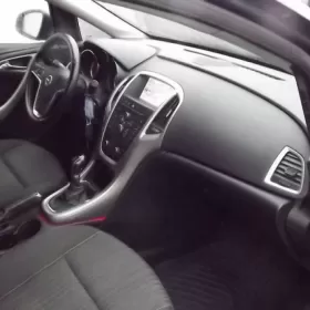 Opel Astra J (2009-2019)