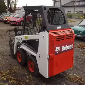 na równych kołach Bobcat 463