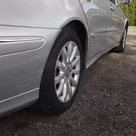 Mercedes E 220 W211 (2002-2009)